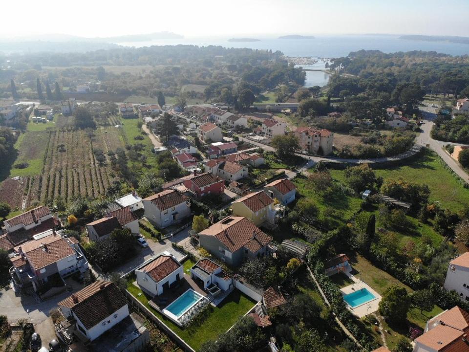 Villa Lana Valbandon Exterior foto